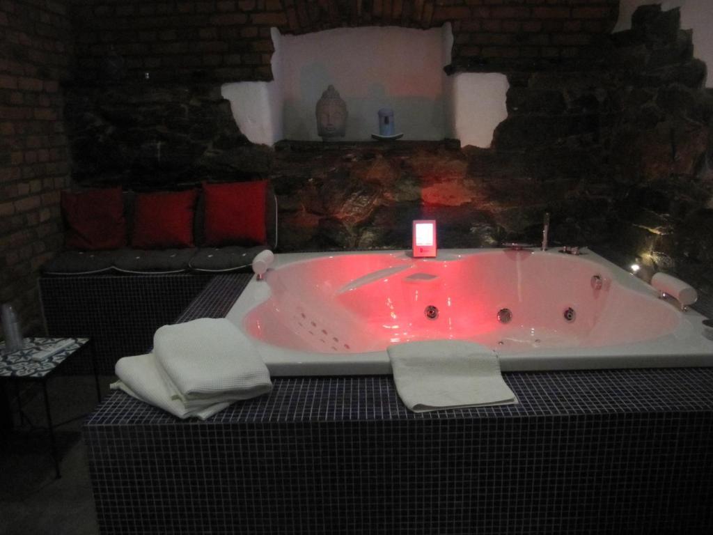 Iqsuites